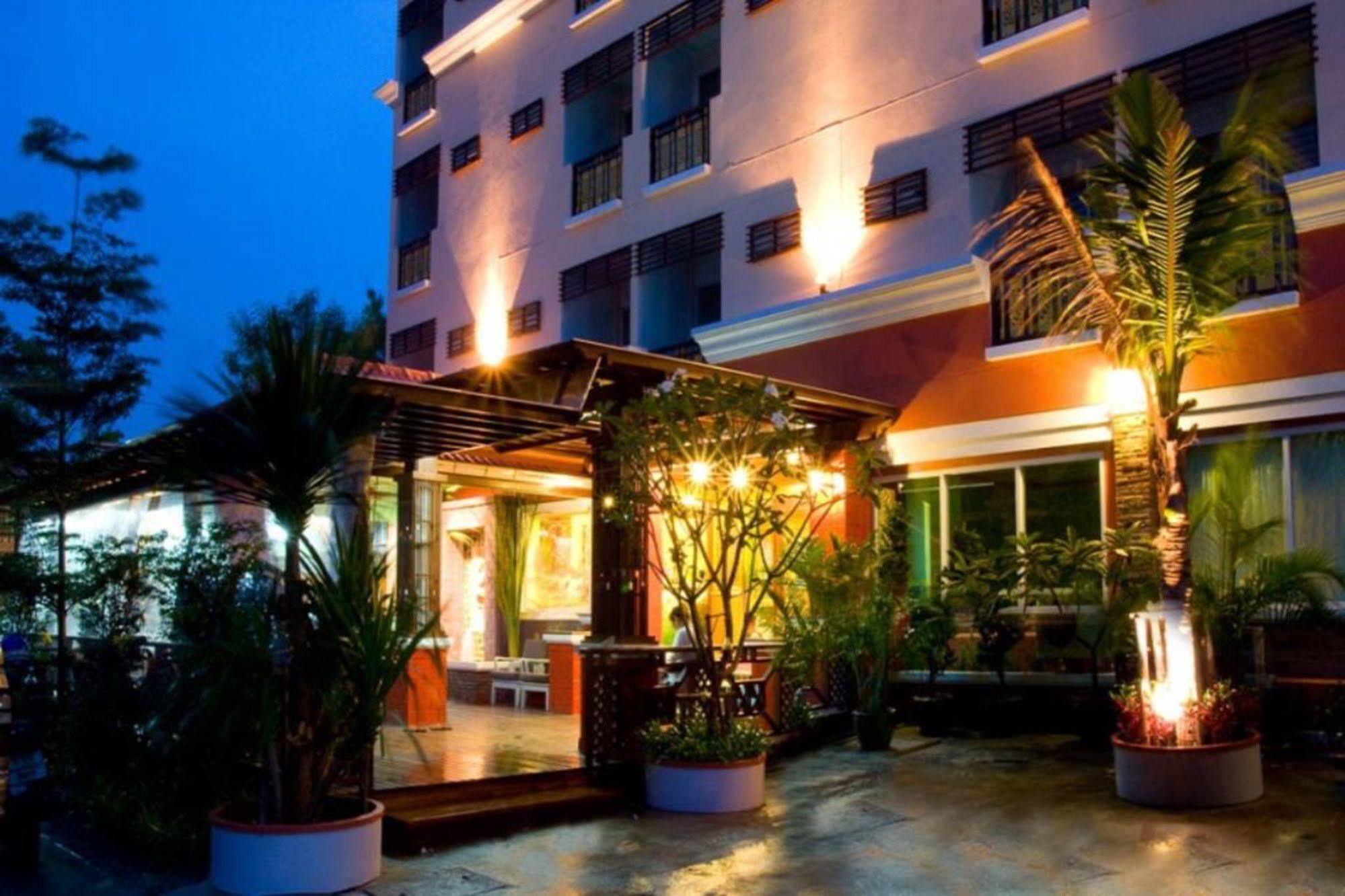 בנגקוק Oyo 280 Thai Garden Resort מראה חיצוני תמונה