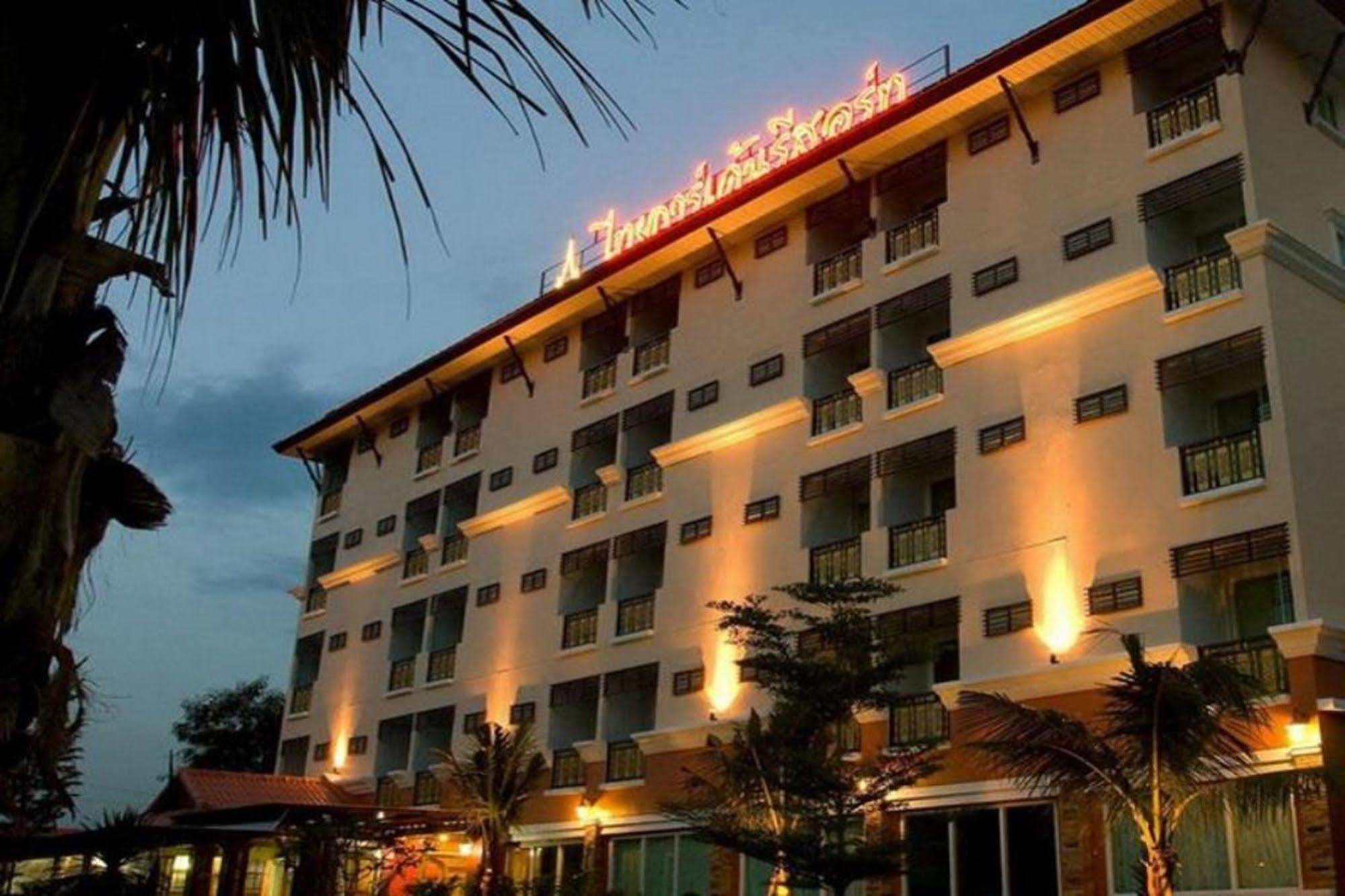 בנגקוק Oyo 280 Thai Garden Resort מראה חיצוני תמונה