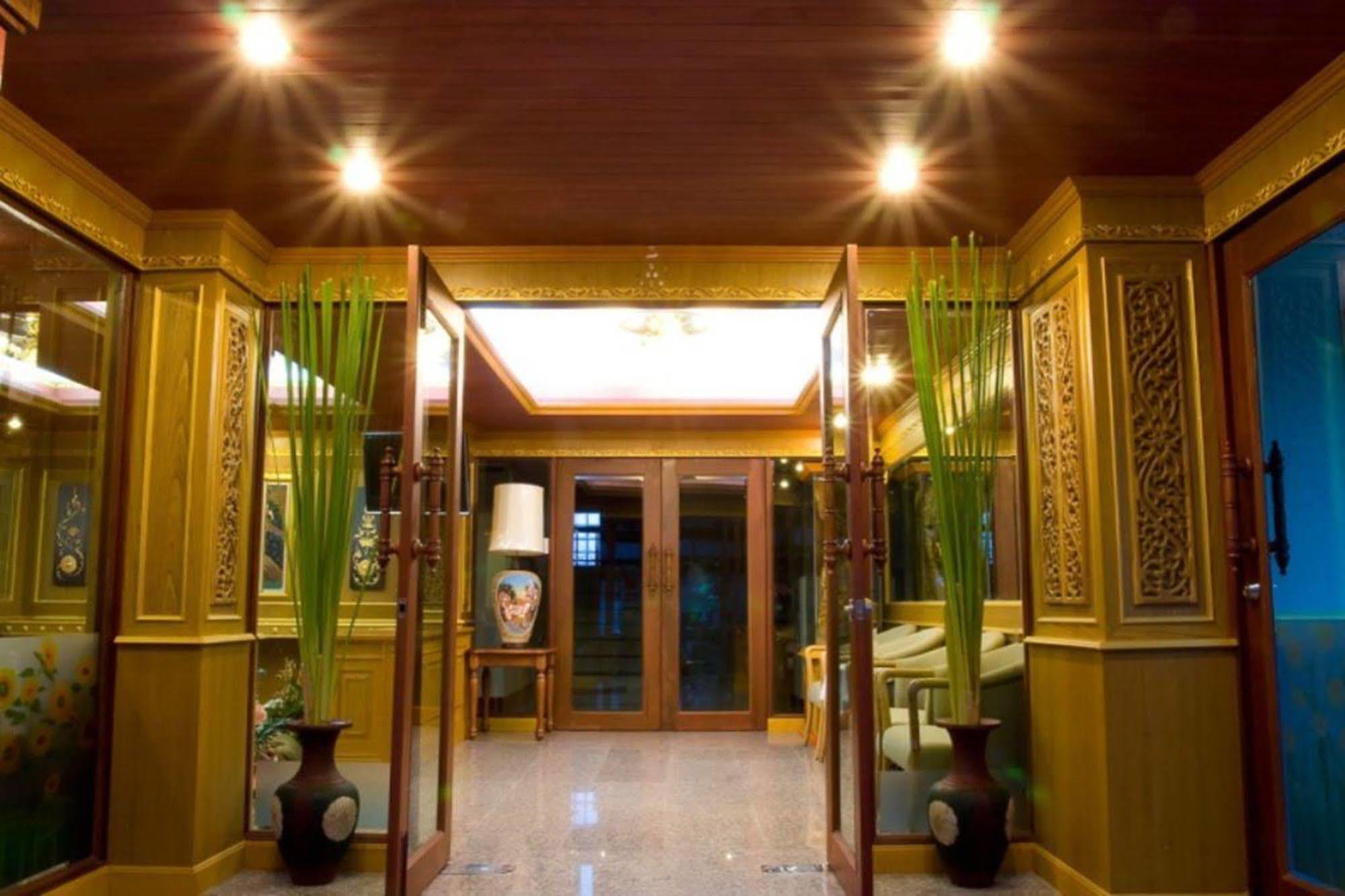 בנגקוק Oyo 280 Thai Garden Resort מראה חיצוני תמונה